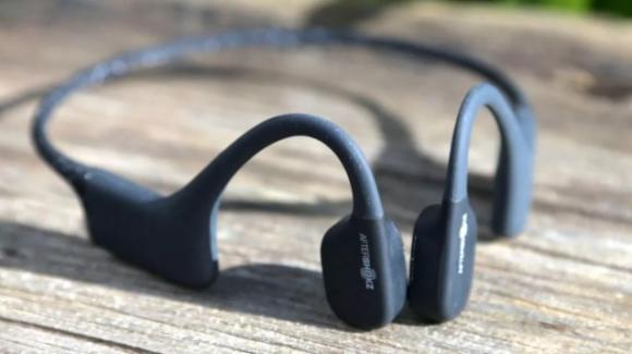 OpenSwim: Shokz bone conduction earphones for swimmers are official