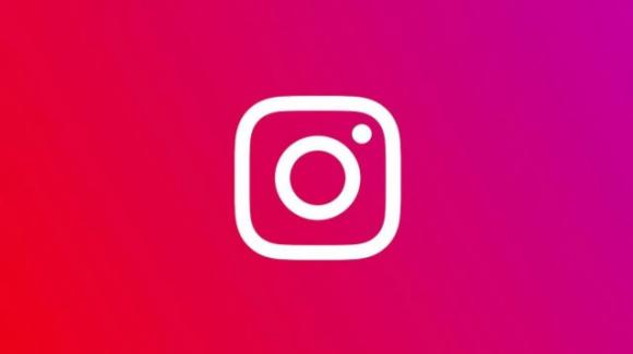 Instagram: chronological ordering, tags produced for everyone, downs and various rumors