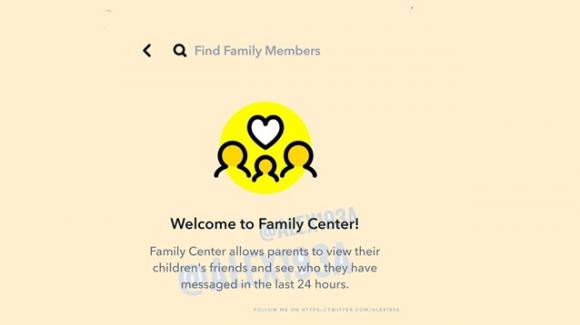 Snapchat: Family Center and Communities under development