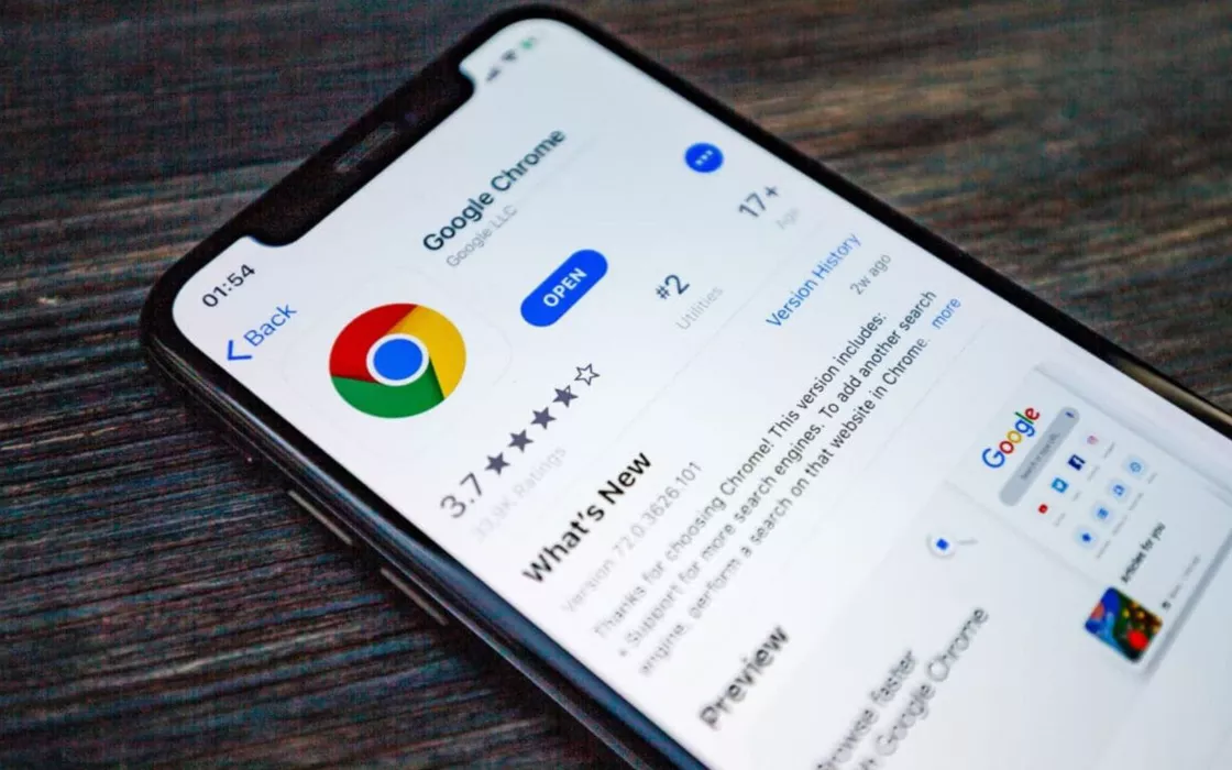 Chrome for iPhone allows you to have the search bar at the bottom